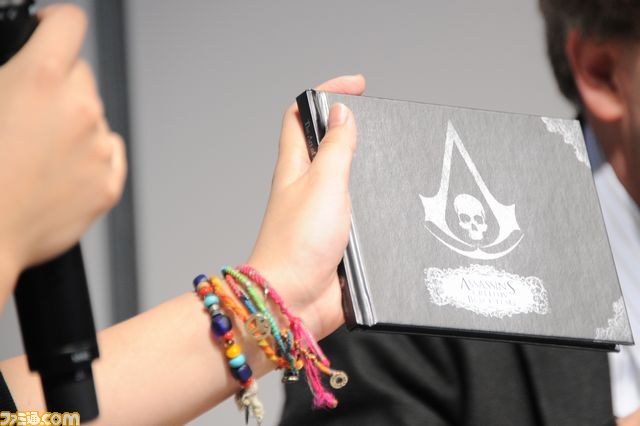 ユービーアイソフトのキーマンたちが自己紹介前から乾杯しちゃうほどフリーダム！　“ユービーアイソフト　ラウンドテーブル 2013”をリポート【UBIDAY2013】_06