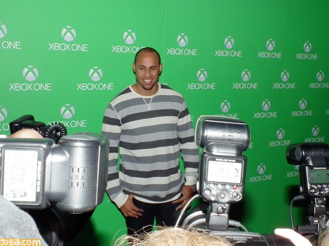 アメリカなど13カ国でXbox Oneが発売、ハリウッドではゲーム遊び放題の豪華ローンチパーティーも_10