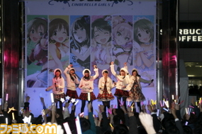新宿アルタ前をシンデレラガールズがジャック! 『アイドルマスター シンデレラガールズ』2周年記念イベントリポート_13