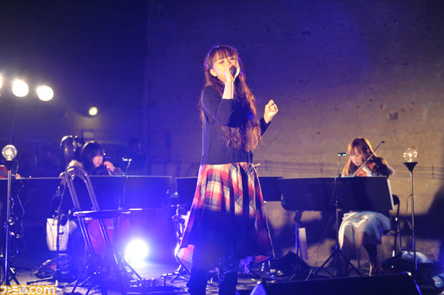 幻想的な地下空間で歌声を響かせた“今井麻美アコースティックライブ2013”_21