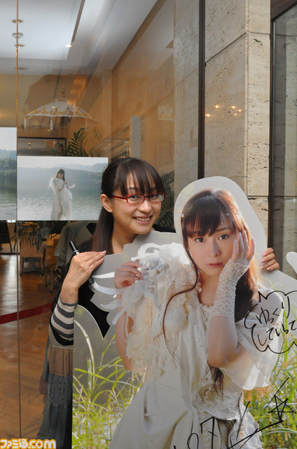 秋葉原で期間限定開催された“ミンゴスカフェ”に今井麻美さん＆原由実さんが来店！_14