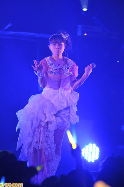 アーティストとファンがアツく盛り上がった5時間越えのライブ――“Live5pb.2013”リポート_61