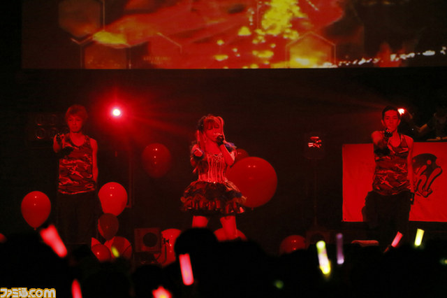 榊原ゆいさんバースデーライブ“Happy★LOVE×Live2013”オフィシャルリポートを公開_06