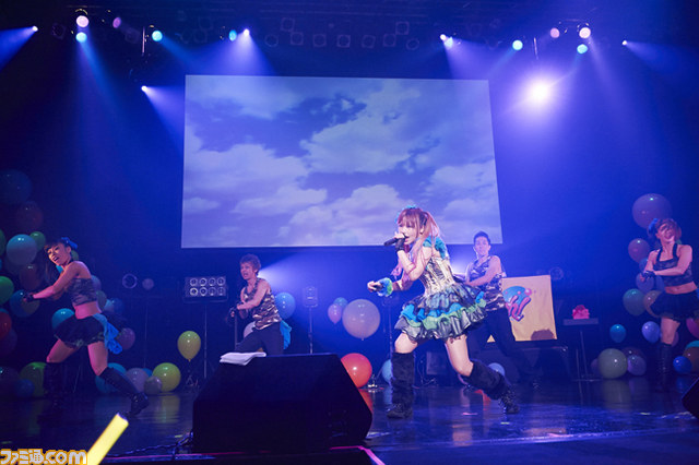 榊原ゆいさんバースデーライブ“Happy★LOVE×Live2013”オフィシャルリポートを公開_08