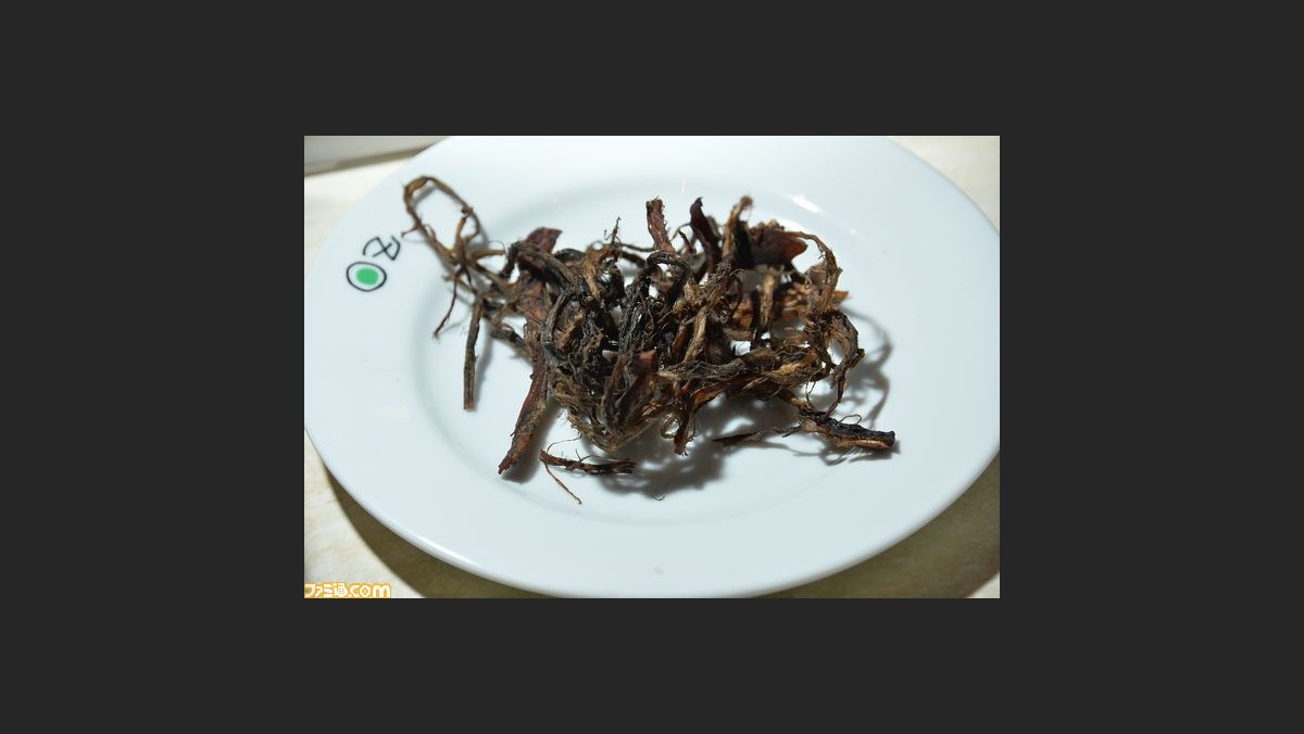 Dark Souls Cafe で 黒く萎びた何か や 黒竜カラミットの腕 ソウルの槍 などのオリジナルコラボメニューを堪能 ファミ通 Com Dark Souls Cafe で 黒く萎びた何か や 黒竜カラミットの腕 ソウルの槍 などのオリジナルコラボメニューを堪能 ファミ通 Com