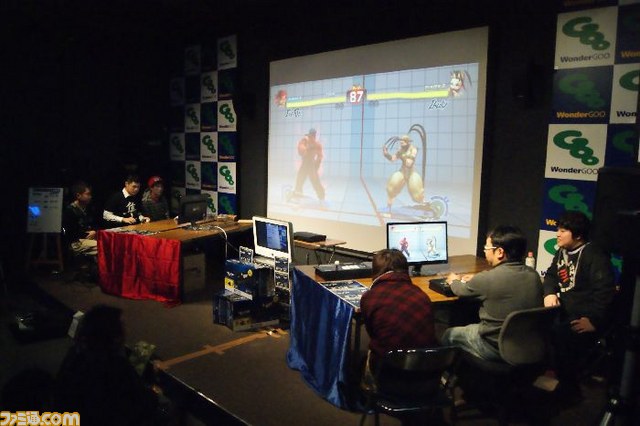 プロゲーマー“sako”と『スパIV』対戦！ “HORIスティックイベント sako special 2014 初春”をリポート_12