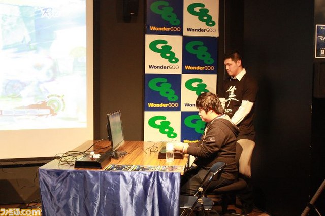 プロゲーマー“sako”と『スパIV』対戦！ “HORIスティックイベント sako special 2014 初春”をリポート_32