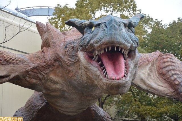 ユニバーサル・スタジオ・ジャパンでティガレックスの大咆哮を体験！“モンスターハンター・ザ・リアル2014”_14