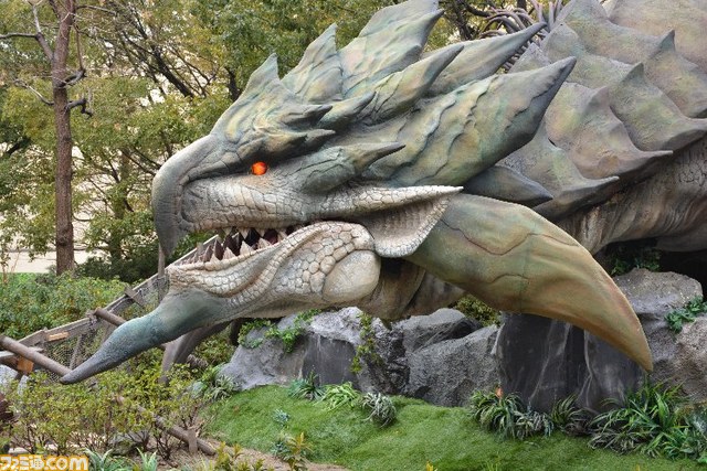 ユニバーサル・スタジオ・ジャパンでティガレックスの大咆哮を体験！“モンスターハンター・ザ・リアル2014”_48