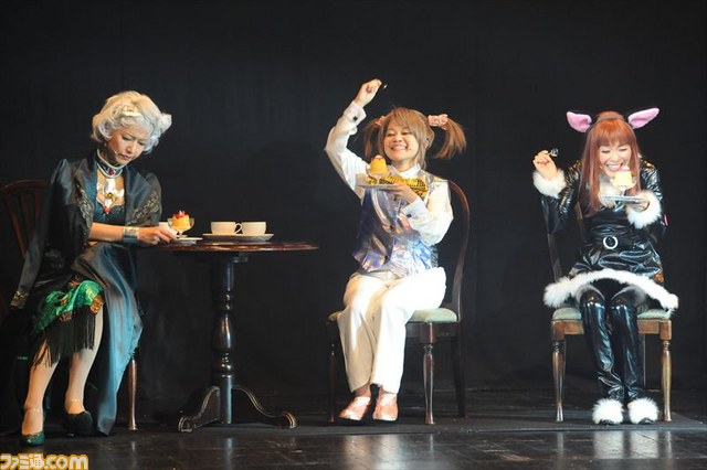 サクラ大戦巴里花組ショウ14 ケセラセラ パリ 開催 キャストの魅力が光る公演の模様を写真をふんだんに交え紹介 ファミ通 Com サクラ大戦巴里花組ショウ14 ケセラセラ パリ 開催 キャストの魅力が光る公演の模様を写真をふんだんに交え紹介 ファミ通 Com