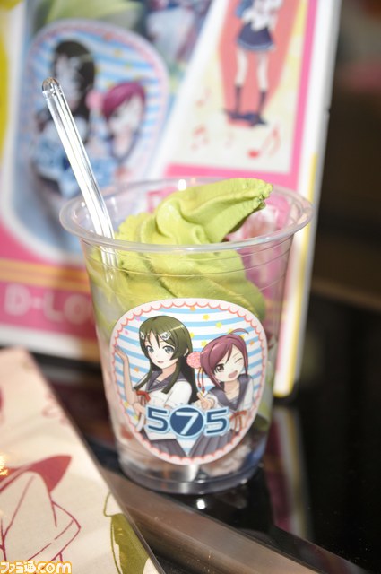 大坪由佳さんと大橋彩香さんが出演した、お台場のproject 575イベントをリポート！　『うた詠み575』と『うた組み575』の新情報も判明_51
