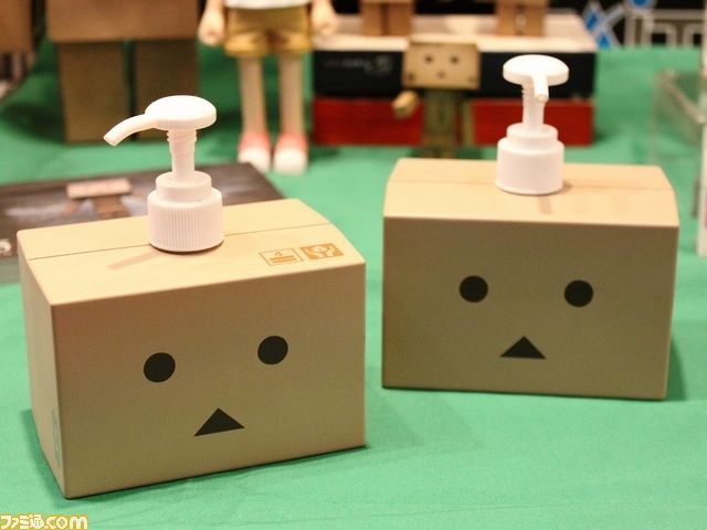 『紙兎ロペ』の“ロペ”と“アキラ先輩”や、人気沸騰中の“おじぱん”もやってきた　第35回プライズフェアをリポート_79