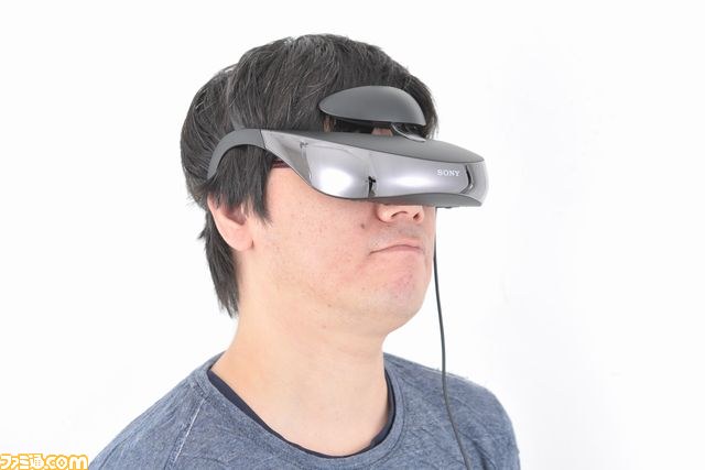 ファミ通.com編集部 佐治キクオが、HMZ-T3Wで『龍が如く 維新！』の幕末世界にタイムトリップ！_03