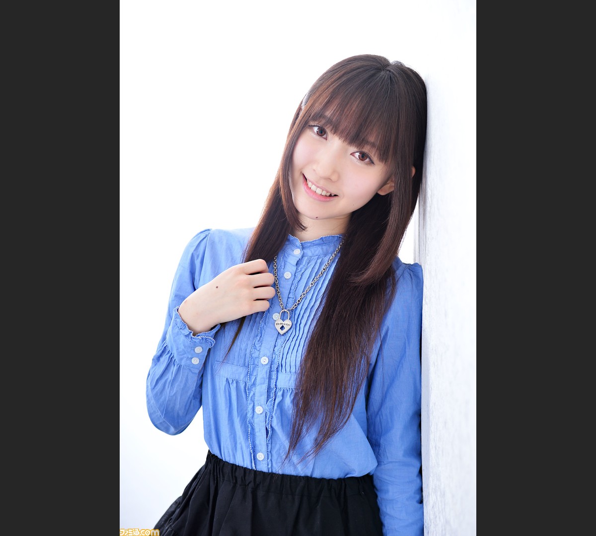 魔都紅色幽撃隊 エンディングテーマを歌う遠藤ゆりかさんにインタビュー 週刊ファミ通face完全版 ファミ通 Com 魔都紅色幽撃隊 エンディングテーマを歌う遠藤ゆりかさんにインタビュー 週刊ファミ通face完全版 ファミ通 Com