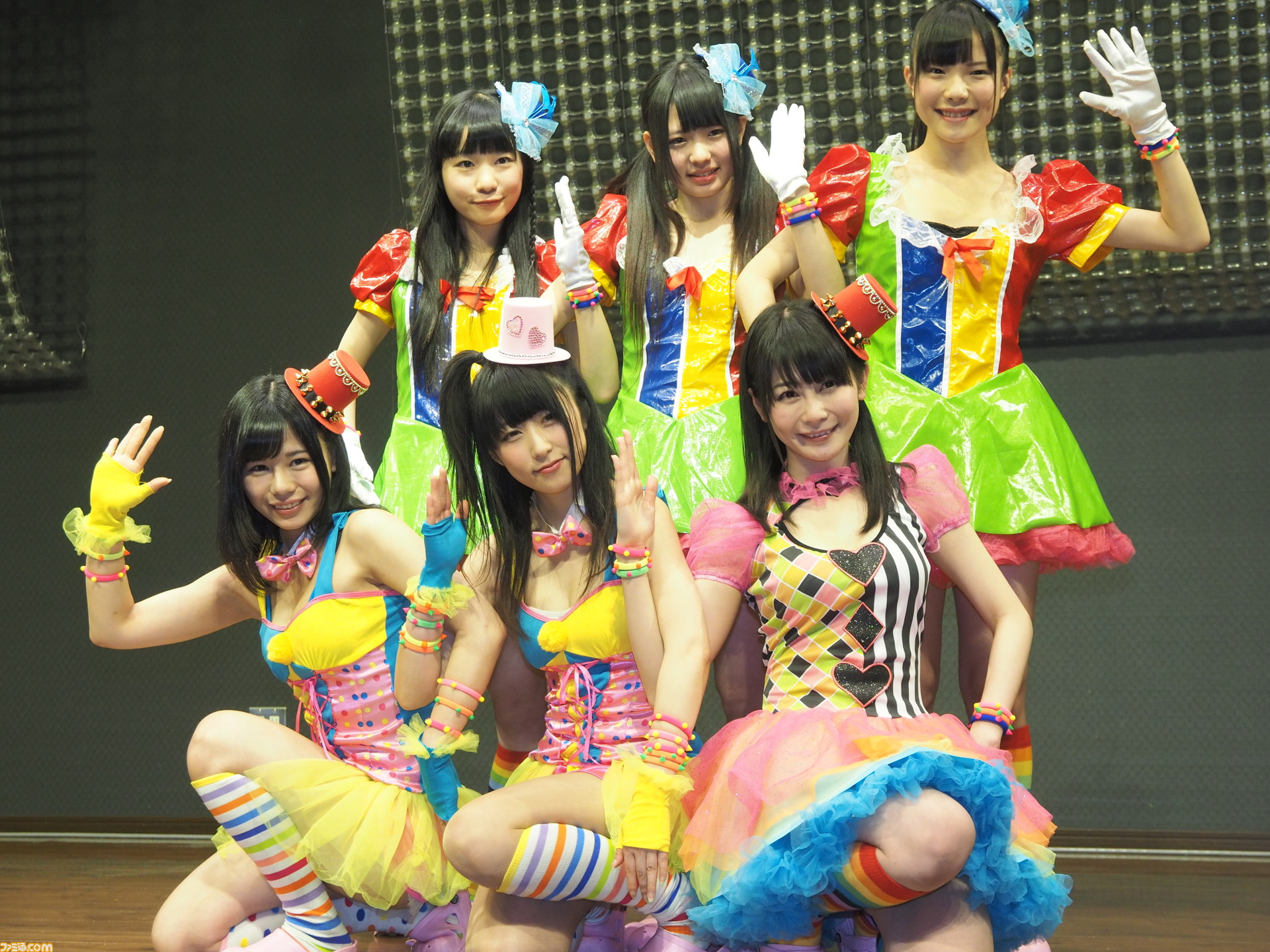 夢はゲームソフトのcm出演 6人のアイドルゲーマーで結成されたユニット ゲームガールズ がデビュー ファミ通 Com