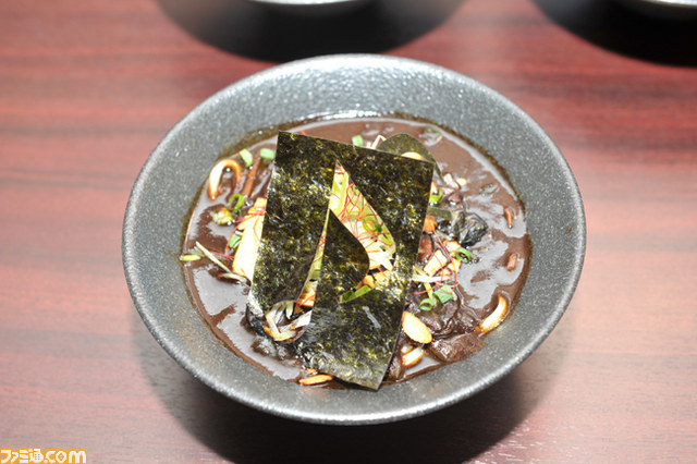 “ミンゴス×ノワールコラボカフェ”のオリジナルメニューに今井麻美さんが大興奮!_03