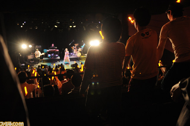 科学アドベンチャーシリーズの楽曲などで盛り上がった“いとうかなこLIVE 2014 ～Happy Spring Party!!～”_54