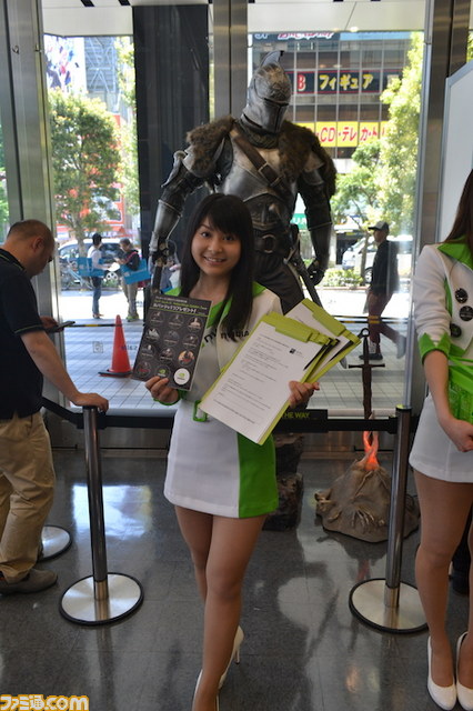 古谷徹さんがアムロ・レイのごとく出撃？　“Windows春祭り2014”にて巨大ロボット“KURATAS”のイベントが開催_02