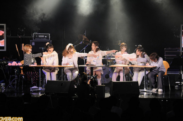 原由実さん4thシングル『Rose on the breast』DVD付盤に収録される“原 由実 バースデーイベント2014 Place of my love”を改めて振り返る_19