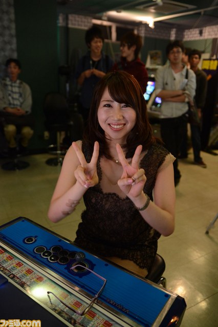 『ウルトラストリートファイターIV』女子部活動日記“タイトーステーション大阪日本橋店編”_14