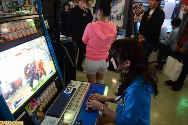 『ウルトラストリートファイターIV』女子部活動日記“タイトーステーション大阪日本橋店編”_37