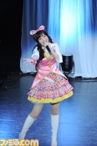 爆笑コントやスイカ割りがくり広げられた“ラジオ アイドルマスター シンデレラガールズ『デレラジ』公開録音 サマデレ2014”リポート_23