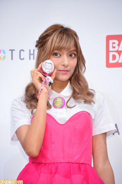 ゲーム内で“ローラっち”が登場！？　たまごっち初のNFC通信機能を搭載した“TAMAGOTCHI 4U”が発表_27