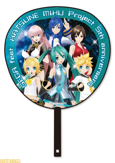 “初音ミク×セガ”東京ジョイポリスで開催中の5周年イベントをリポート！　欧米／アジア地域向けソフト『初音ミク Project mirai Remix（仮題）』も発表_12