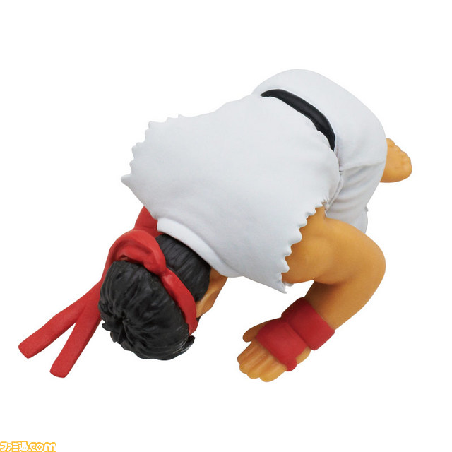 『ストリートファイター』コラボの“土下座ストラップ”＆ボクサーパンツが登場！_01