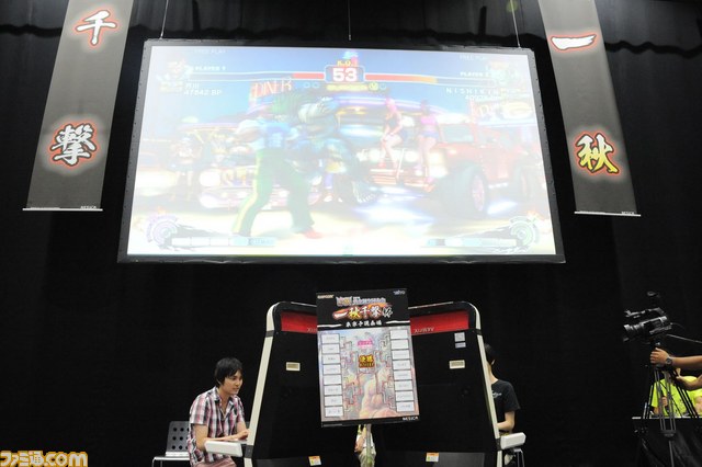 『ウルトラストリートファイターIV』 “一秋千撃杯”東京予選リポート！　衝撃のカプコン格ゲー新企画の発表も_48