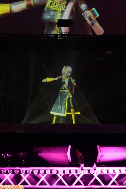 約1万人のミクファンが大阪に集結！　初音ミクの複合型イベント“初音ミク「マジカルミライ 2014」in OSAKA”リポート_22