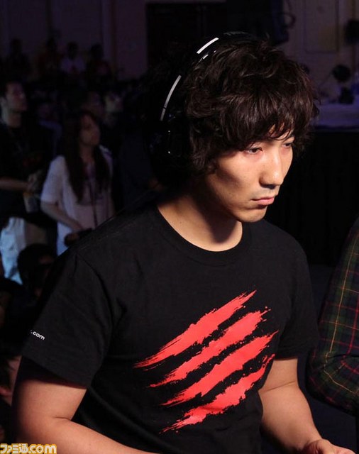 “ウルトラストリートファイターIV 日本大会”優勝賞品に格闘ゲーム大会EVO 2015の招待チケットが追加【TGS 2014】_03