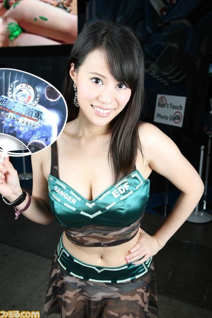 【画像大量】麗人、美姫、ときどき「！？」――東京ゲームショウ 2014の女神たち【その1】【TGS 2014】_04