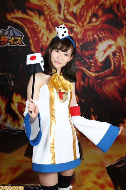 【画像大量】麗人、美姫、ときどき「！？」――東京ゲームショウ 2014の女神たち【その1】【TGS 2014】_34