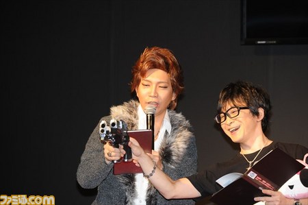 『ガンスリンガー ストラトス2』諏訪部順一さん、西田雅一さんら出演声優陣のトークライブで重大発表!【TGS 2014】_15