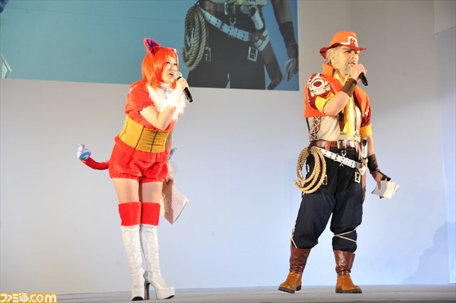 0名以上のコスプレイヤーが幕張メッセに舞い降りた Cosplay Collection Night 東京ゲームショウ 14 がアツい Tgs 14 1 3 ファミ通 Com