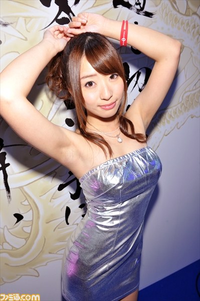『龍が如く0 誓いの場所』 セクシー女優人気投票企画上位10人全員の激写に成功！ 秘蔵の単独ショット100枚をお届けします!!【TGS 2014】_28
