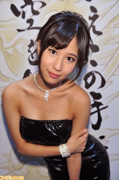 『龍が如く0 誓いの場所』 セクシー女優人気投票企画上位10人全員の激写に成功！ 秘蔵の単独ショット100枚をお届けします!!【TGS 2014】_04