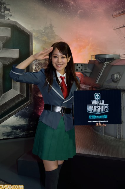 写真多めでお届け！　『World of Tanks』のイベントは、人気のゲーム実況者“M.S.SProject”や、グラビア自撮り部の倉持由香さん、吉田早希さんが登場。　また、“Trident”のシークレットライブも開催！【TGS2014】_07