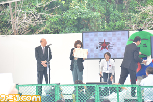“マチ★アソビ vol.13”は3日間のイベントを2日に凝縮−−開会式では声優の中村繪里子さんが“とくしまアニメ大使”に任命【マチ★アソビ vol.13】_02