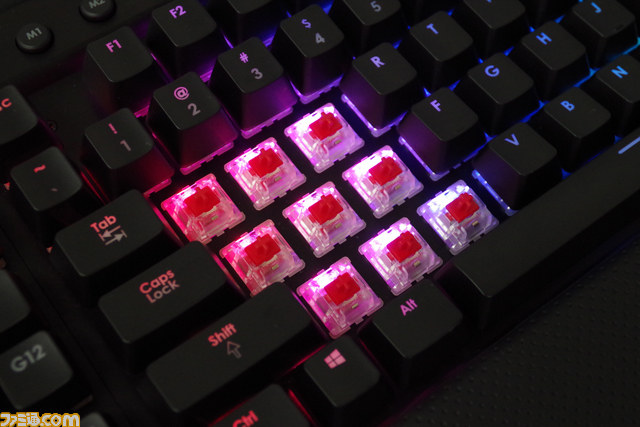 目指せ、光の魔術師！　キーの光りかたをコントロールできる個性派キーボードがCorsairから登場！_07