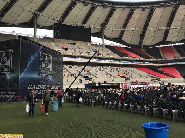 観客動員40000人以上！　優勝賞金約1億円!!　超スケールの“League of Legends 2014 World Championship”決勝戦観戦リポート_47