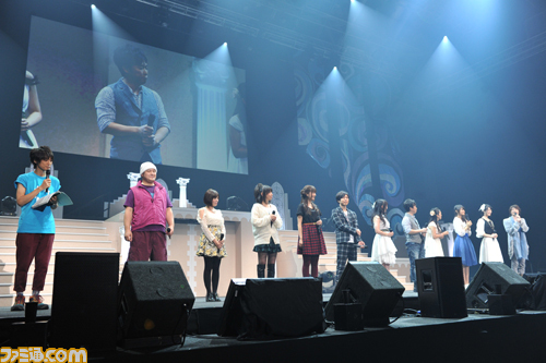 保志総一朗さん、水樹奈々さん、神谷浩史さんらが出演した“シャイニング ファン フェスタ 2014”をリポート! 迫力のライブや『Shining Tears』合唱で大盛況_23