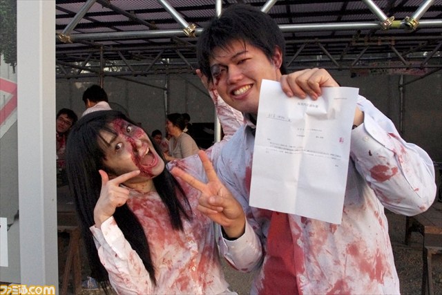 リアルなゾンビが蠢く体験型イベントが、DMMオンラインゲームのコラボによって実現！　『屍!!ゾンビ商事（株）　夏子救出編』参戦リポート_31