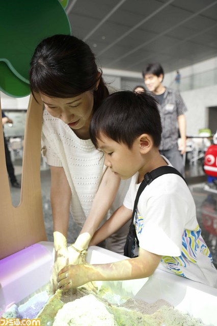 不思議な砂遊び『え～でるすなば』が初の20台大規模設置！　セガが新たな遊び場イベント“え～でるタウン”を開催_04
