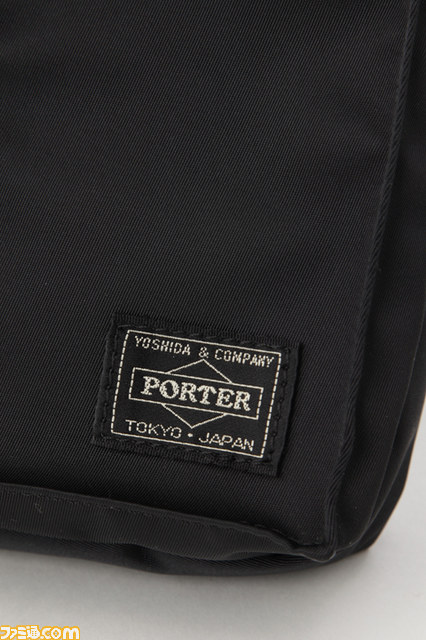 『モンスターハンター4G』と“PORTER”がコラボしたボディバッグが登場　表ポケットの刺繍は筆頭ハンターの紋章_07