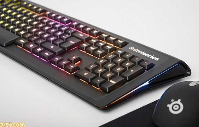 SteelSeriesよりゲーミングキーボード“Apex M800 Customizable Mechanical Gaming Keyboard”が登場　薄型のキーで素早い入力が可能に_07