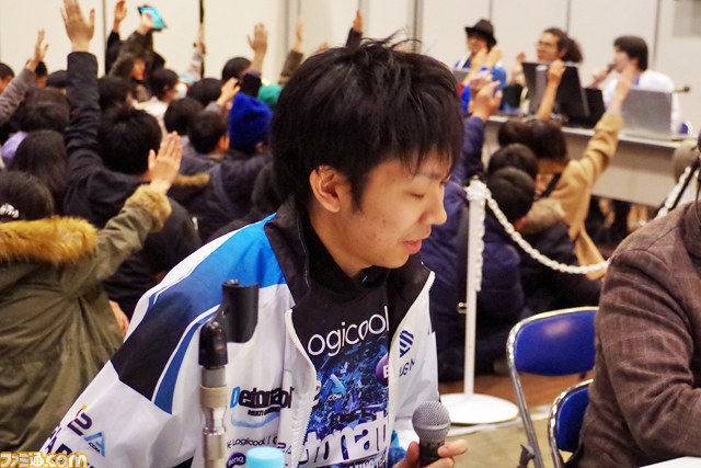 『League of Legends』プロゲーマーが来場者と共闘！　さらにe-sportsにかける想いを熱弁！【闘会議2015】_22
