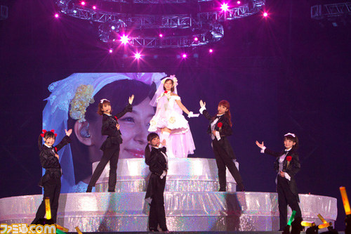 【写真追加】みんなで作り上げた最高に楽しいライブ――“μ’s Go→Go! LoveLive! 2015~Dream Sensation!~”リポート_12