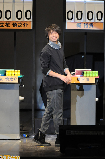 【写真追加】岡本信彦さん、柿原徹也さん、梶裕貴さん、立花慎之介さんが新旧ゲームで対決！　“ファミ通ゲーマーズDX ～Level 3～”リポート_01